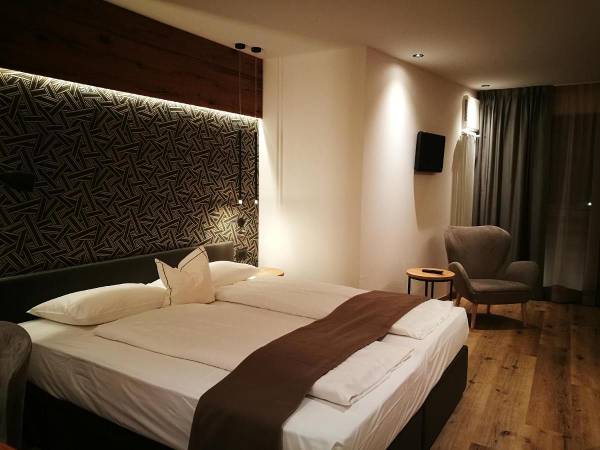 Hotel Cevedale Living Romance Hotel كوغولو المظهر الخارجي الصورة