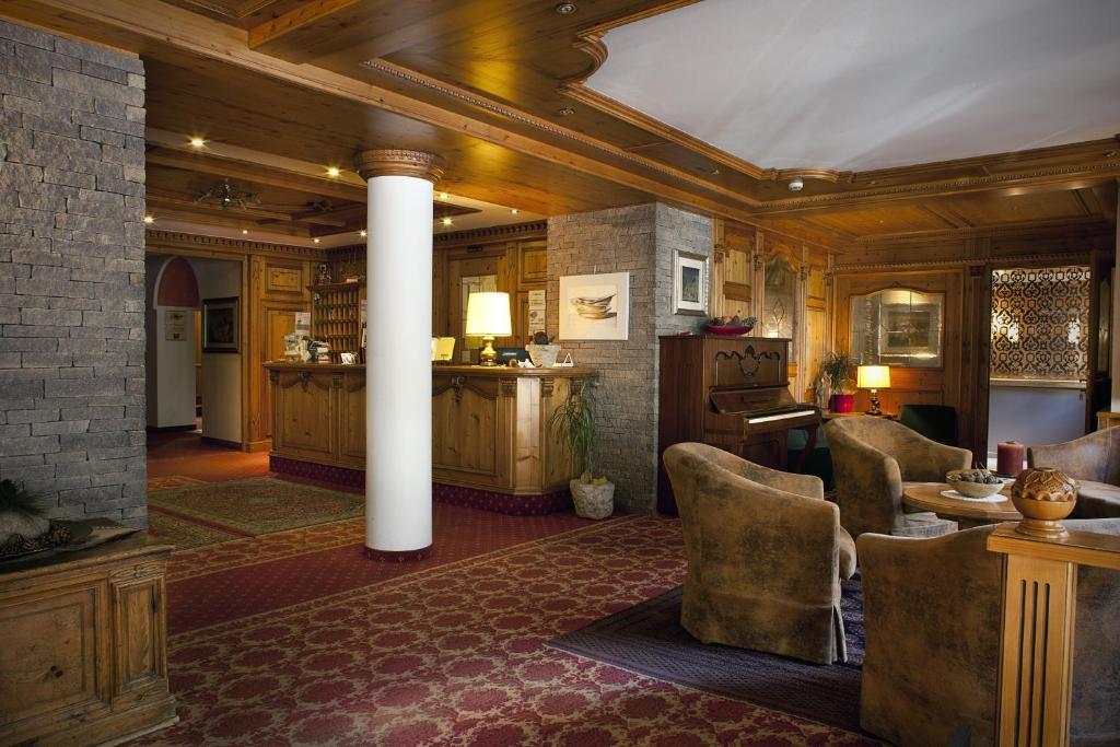 Hotel Cevedale Living Romance Hotel كوغولو المظهر الخارجي الصورة